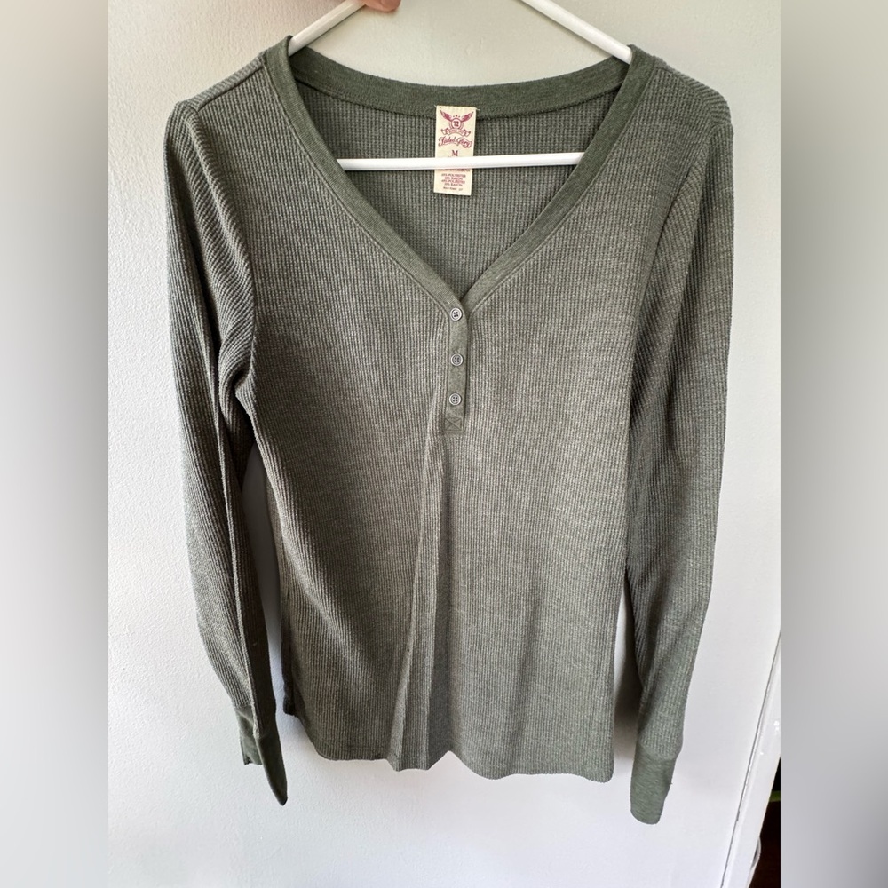 Faded Glory long sleeve